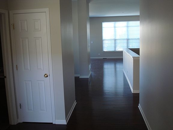 5th image of 1920 Glenwood Cir #A