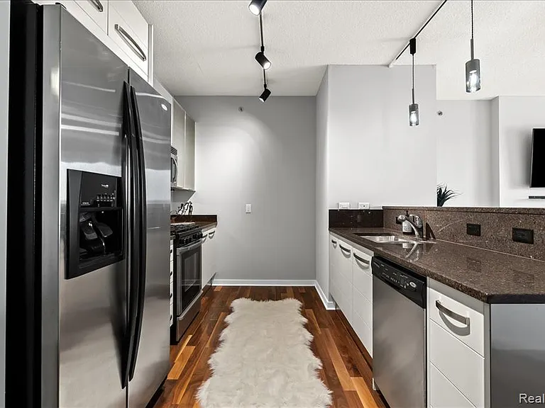 432 S Washington Ave #1506 — Photo 9