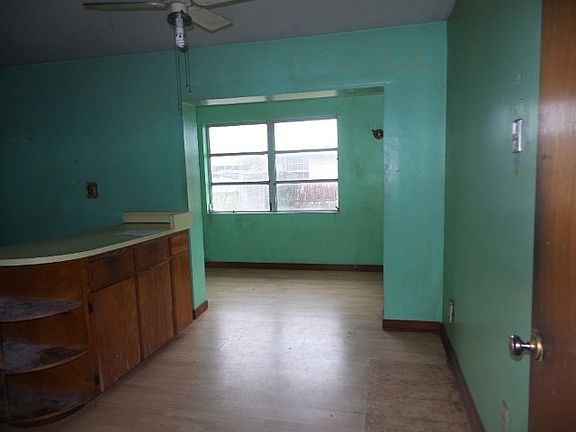 5th image of 60 Julia St #1