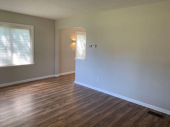 4th image of 797 S Weyant Ave