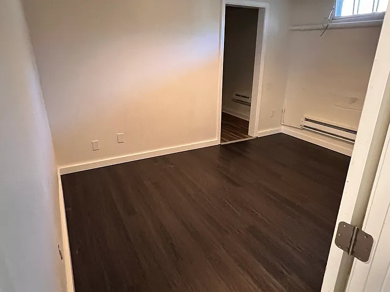 2411 S Illinois Ave — Photo 11