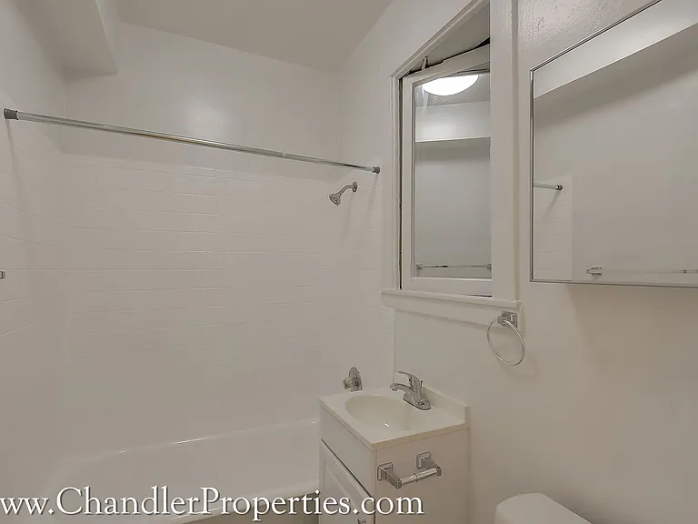 845 Ofarrell St — Photo 6