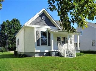 608 W 4th St, Seymour, IN 47274