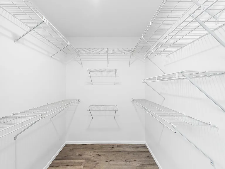 9718 Lancaster Pl — Photo 10