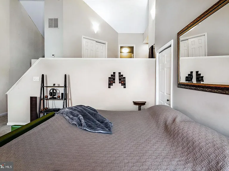 503 Shorter Ln — Photo 19