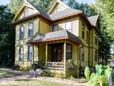 800 S 2nd St, Leavenworth, KS, 66048