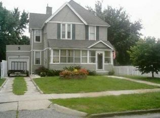 114 E Maple Ave, Ottumwa, IA 52501