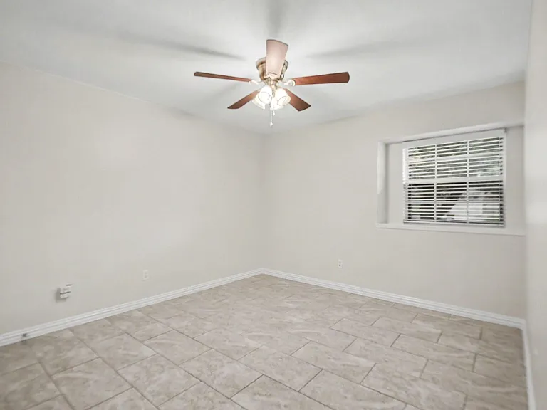 5726 Ettrick Dr — Photo 15