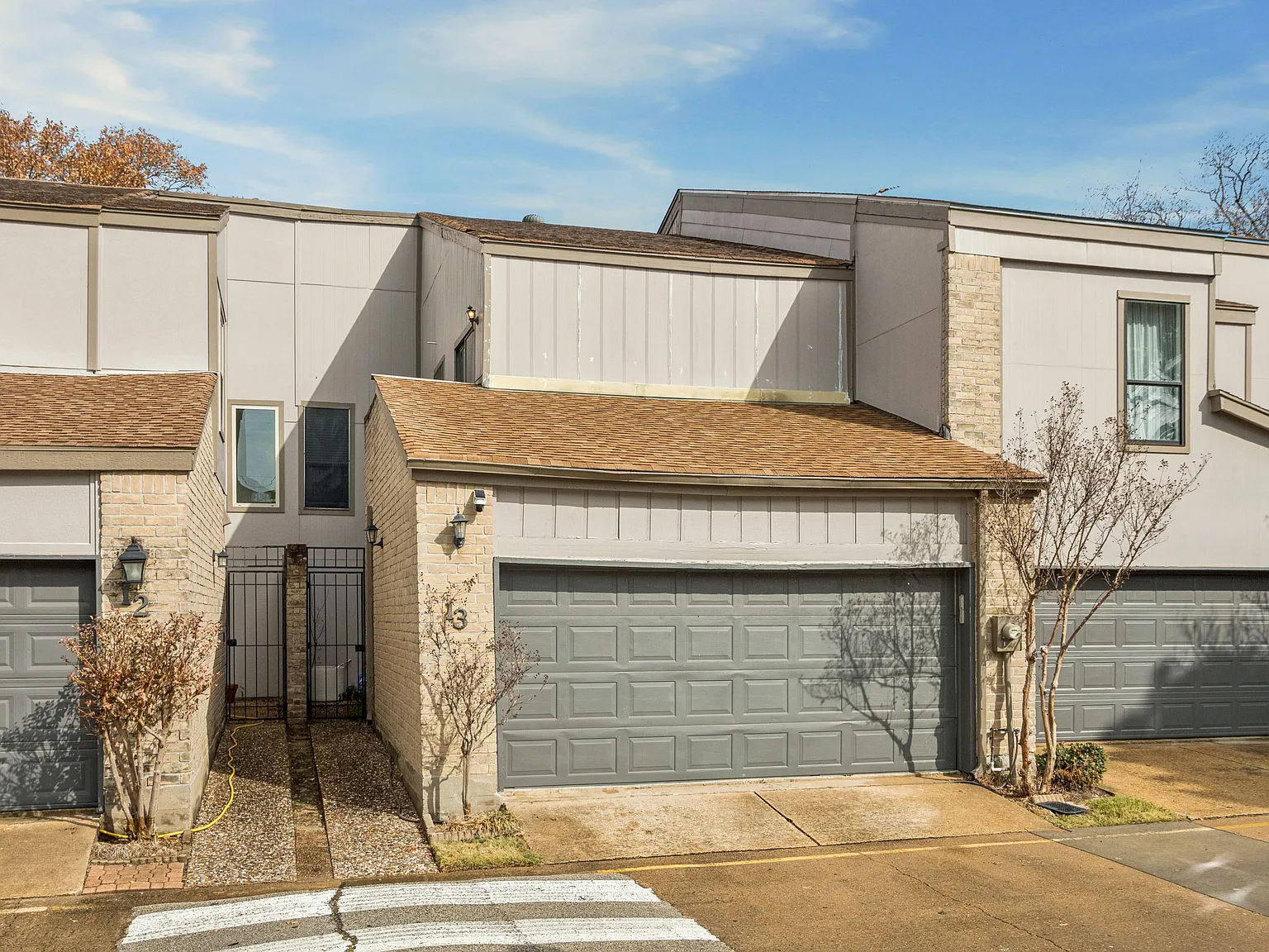 2 bed, 2.5 bath, 1775 sqft, $1,850 — Photo 1