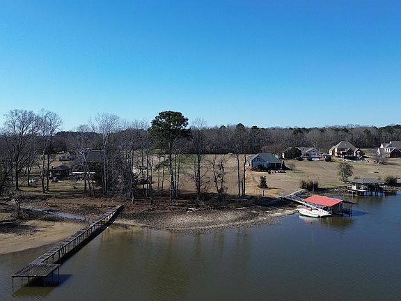 2nd image of 6 County Road 449