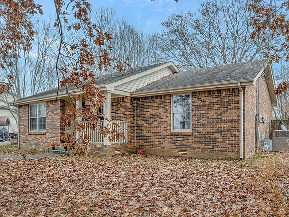 3rd image of 3393 Chaney Ln