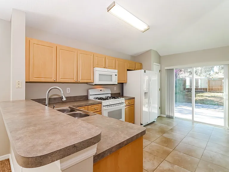 6923 Summer Harbor Ln — Photo 8