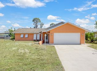 17421 Delaware Rd, Fort Myers, FL 33967