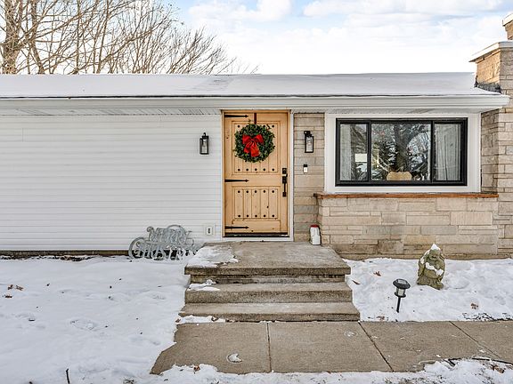 4th image of 5119 W State Road 32