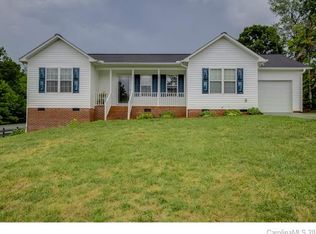 121 Valley Glen Dr, Troutman, NC 28166