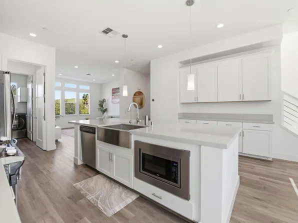 2449 Washington Blvd, Fremont, CA 94539
