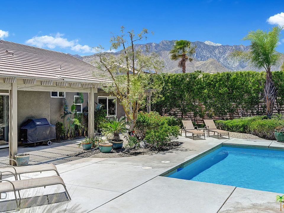 1st image of 1548 Amelia Way