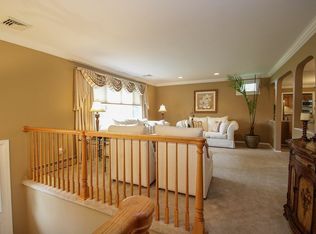 93 Murray Dr, Chester, NY 10918