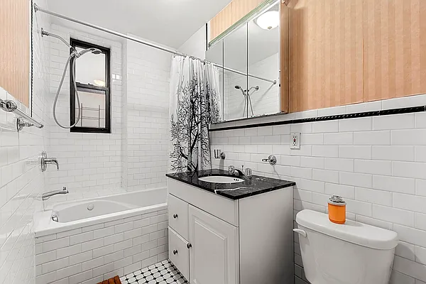 Rented by Corcoran | media 6
