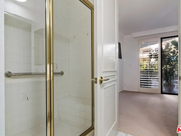 2131 Century Park Ln #118 — Photo 27