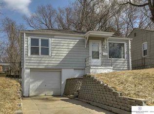 3731 N 42nd St, Omaha, NE 68111