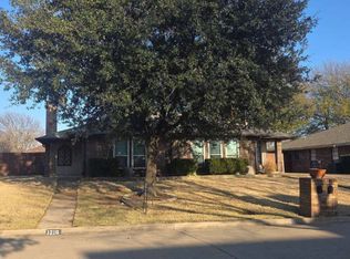 1210 Fairhaven Dr, Mansfield, TX 76063