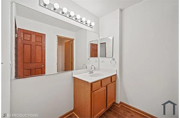 Building Photo - 6520 Bridle Path Dr