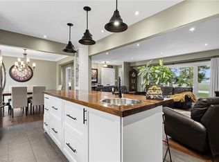 2116 Binbrook Rd E, Hamilton, ON L0R 1C0