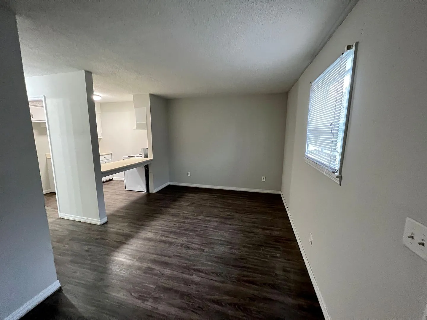 3418 Glen Park — Photo 4