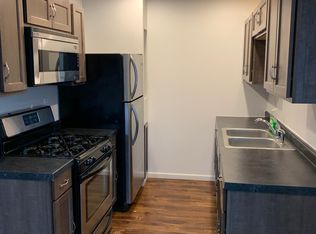 106 Madison St #1, Valparaiso, IN 46385