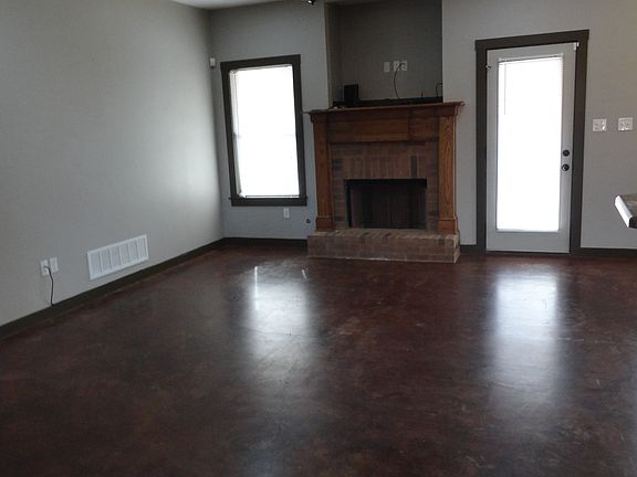 2nd image of 1873 Shady Wind Dr