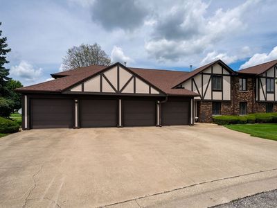 5 Crystal Ct #5, Pontiac, IL, 61764