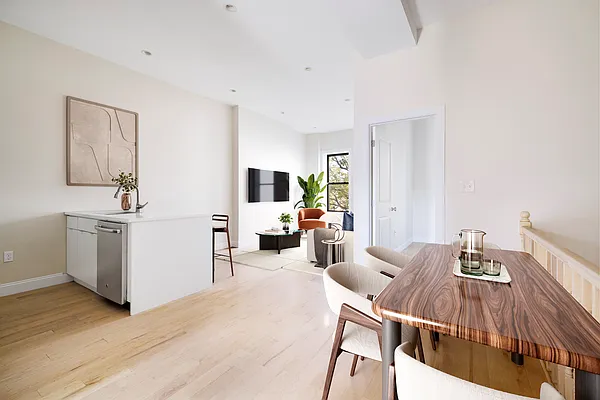 Rented by Compass | media 2