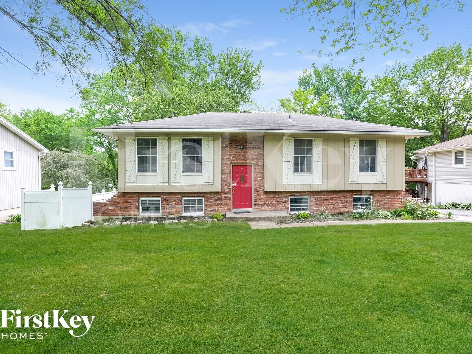 3 bed, 2.0 bath, 1462 sqft, $1,765 — Photo 1
