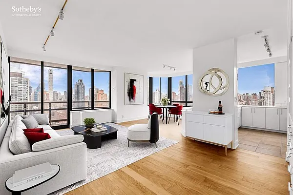 Rented by Sotheby's International Realty | media 26