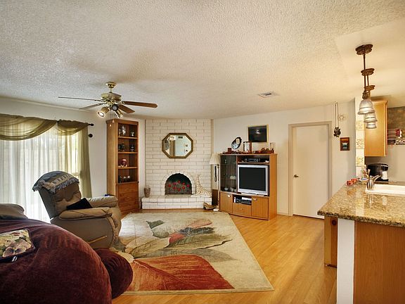 4th image of 6222 E Winchcomb Dr