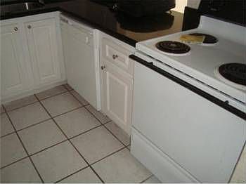 5th image of 4920 NW 79th Ave APT 312
