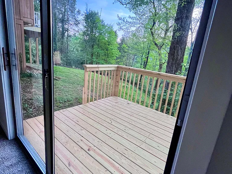 Lower level walk out deck