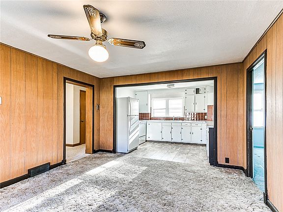 4th image of 1227 Stafford Ave