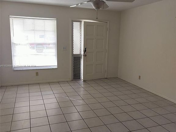 3rd image of 1013 Riverwood Ln #1013
