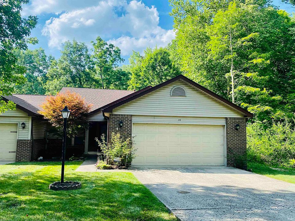 1st image of 30 Crescent Creek Dr