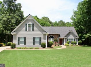 265 Mona Ct, Winder, GA 30680