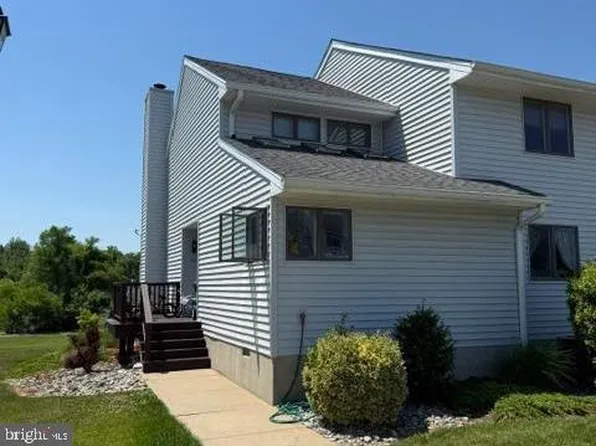 1301 Marion Quimby Dr, Stevensville, MD 21666
