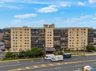 2185 Lemoine Ave APT 6A, Fort Lee, NJ 07024