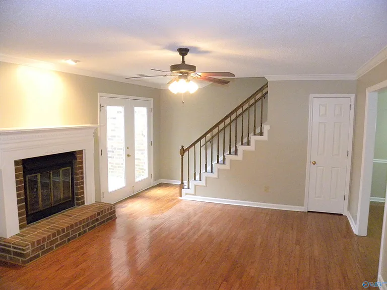 102 W Lake Cir — Photo 8
