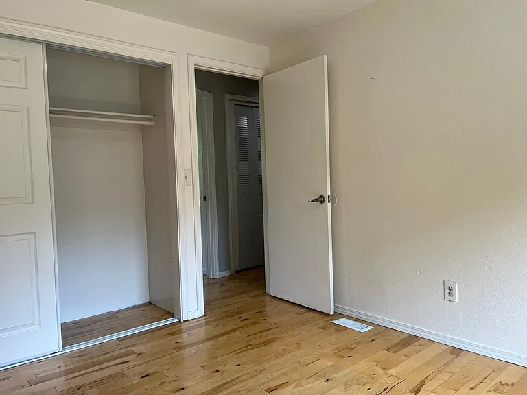 2772 SE Van Water St — Photo 16