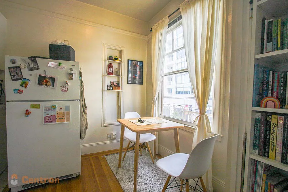 Studio, 500 sqft, $2,750 — Photo 4
