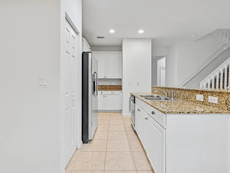 The Enclave at St. Lucie West — Photo 36