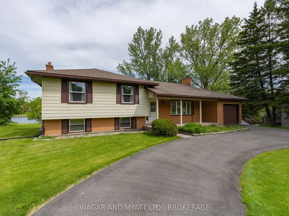 87 River Rd, Greater Napanee, ON K7R 3H3