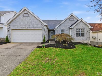 4304 Southridge Meadows Ct, Saint Louis, MO, 63128